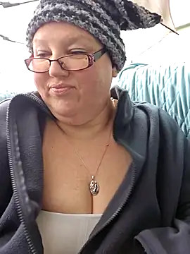 Snapshot of Budd_Bunney chatting on October 29, 7:59 pm Budd Bunney online show from October 29, 7:59 pm