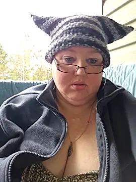 Snapshot of Budd_Bunney chatting on October 30, 6:41 pm Budd Bunney online show from October 30, 6:41 pm