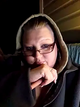 Snapshot of Budd_Bunney chatting on November 1, 12:23 am Budd Bunney online show from November 1, 12:23 am