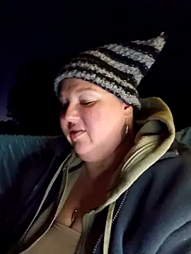 Snapshot of Budd_Bunney chatting on November 3, 11:15 pm Budd Bunney online show from November 3, 11:15 pm