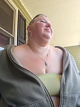 Snapshot of Budd_Bunney chatting on November 7, 6:52 pm Budd Bunney online show from November 7, 6:52 pm