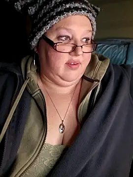 Snapshot of Budd_Bunney chatting on December 1, 2:05 am Budd Bunney online show from December 1, 2:05 am