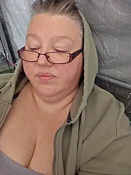 Snapshot of Budd_Bunney chatting on December 17, 4:13 pm Budd Bunney online show from December 17, 4:13 pm