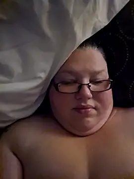 Snapshot of Budd_Bunney chatting on December 18, 2:56 pm Budd Bunney online show from December 18, 2:56 pm