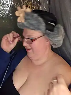 Snapshot of Budd_Bunney chatting on February 8, 6:17 am Budd Bunney online show from February 8, 6:17 am