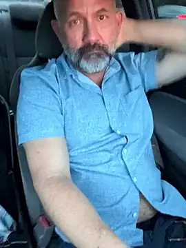 Snapshot of fuckadilf chatting on January 9, 10:22 pm fuckadilf online show from January 9, 10:22 pm