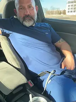 Snapshot of fuckadilf chatting on February 11, 8:14 pm fuckadilf online show from February 11, 8:14 pm