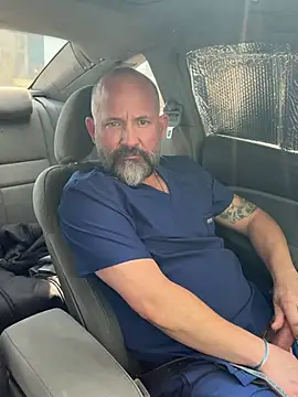 Snapshot of fuckadilf chatting on March 4, 5:19 pm fuckadilf online show from March 4, 5:19 pm