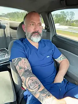 fuckadilf online show from May 5, 9:01 pm