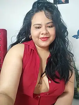 Snapshot of Tania_cruz_ chatting on December 5, 8:05 pm Tania cruz online show from December 5, 8:05 pm