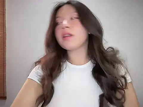 Snapshot of Rachel_James__ chatting on November 30, 6:01 pm Rachel James online show from November 30, 6:01 pm