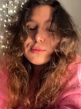 Luisaa rosee online show from December 1, 11:43 pm