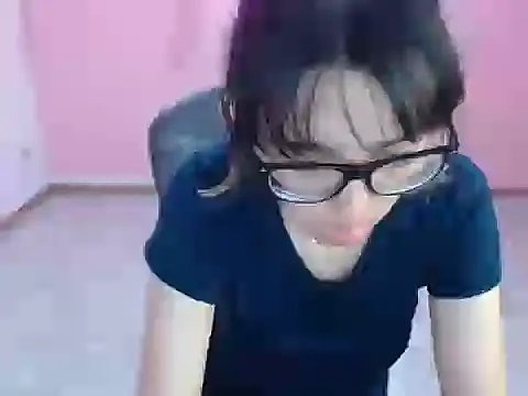 cristal hills 19 online show from November 12, 1:44 pm