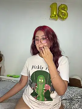 Snapshot of saramooon chatting on January 14, 7:19 pm saramooon online show from January 14, 7:19 pm