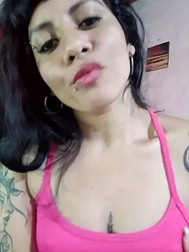 majito30 online show from October 20, 1:22 pm