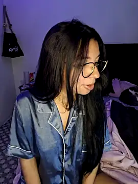 Snapshot of Licy_Gabriela chatting on December 20, 4:08 am Licy Gabriela online show from December 20, 4:08 am