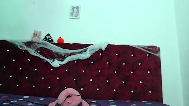 Lia Carter  online show from November 1, 9:17 pm