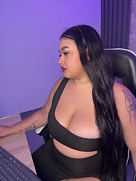 Snapshot of dalia_spinters chatting on July 8, 7:29 pm dalia spinters online show from July 8, 7:29 pm