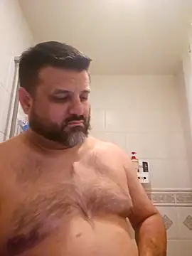 Roddog18 online show from February 15, 12:51 am