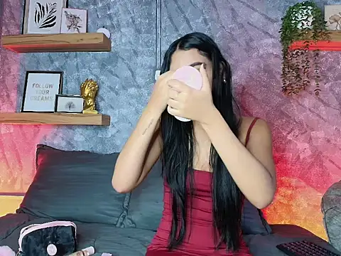 Nikolbrice online show from February 14, 7:10 pm