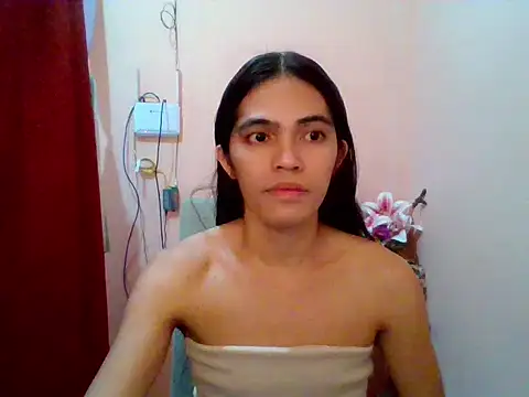 sweet yummy69 online show from January 11, 10:48 pm