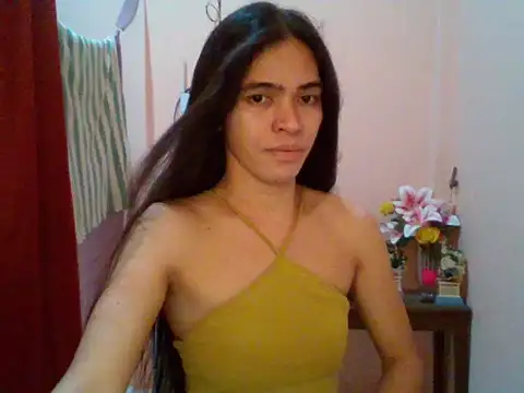 sweet yummy69 online show from February 12, 10:49 pm