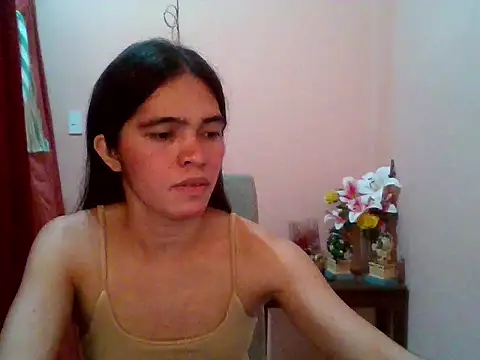 sweet yummy69 online show from March 6, 10:39 pm