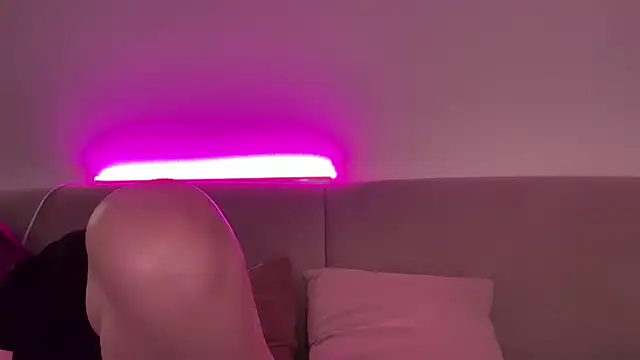 AlmaryKim online show from March 5, 8:38 pm