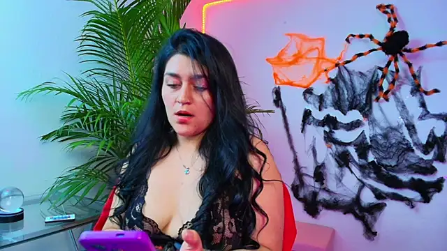 Snapshot of alejitasweet chatting on October 15, 3:17 am alejitasweet online show from October 15, 3:17 am