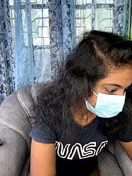 SukiyamaAsia online show from November 9, 8:01 am