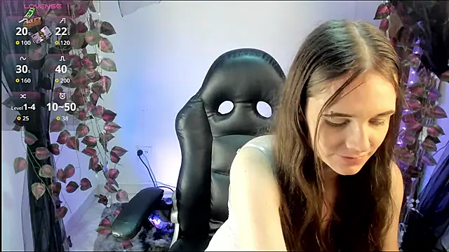 Shinny Crystal online show from October 5, 1:31 pm