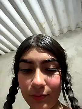 Sweed-virgin-pussy online show from November 15, 1:25 am