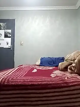 Snapshot of biGgslong01 chatting on March 30, 12:11 am biGgslong01 online show from March 30, 12:11 am