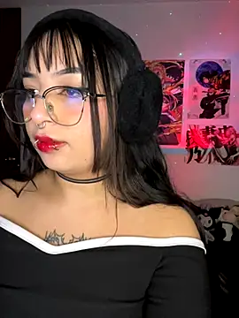 Snapshot of Hinatamoon_ chatting on October 10, 4:22 am Hinatamoon online show from October 10, 4:22 am