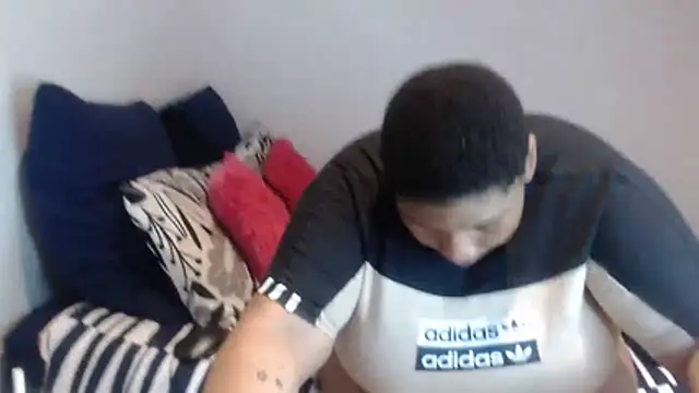 PIXIEBITCHXXX26 online show from January 12, 7:19 pm