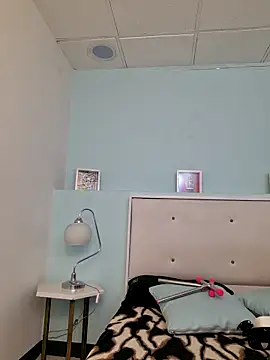 annyaparis online show from October 14, 2:18 pm