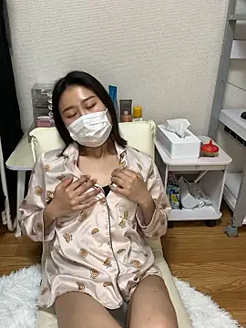 mia2 jp online show from April 26, 10:18 pm