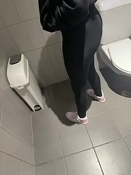 latingangsex online show from January 14, 7:25 am