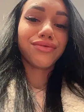 Snapshot of ilariea_girl chatting on February 1, 5:22 pm ilariea girl online show from February 1, 5:22 pm