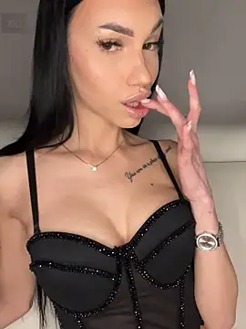 Snapshot of ilariea_girl chatting on February 12, 7:53 pm ilariea girl online show from February 12, 7:53 pm