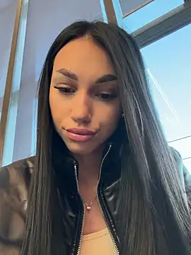 Snapshot of ilariea_girl chatting on March 19, 4:22 pm ilariea girl online show from March 19, 4:22 pm