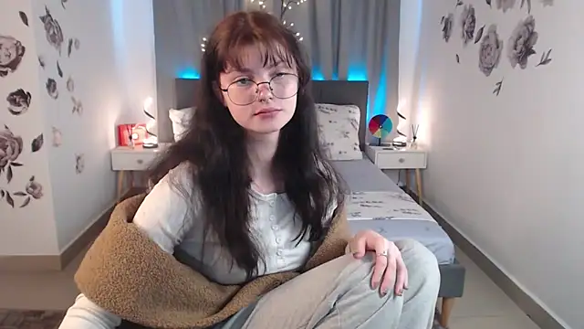 Snapshot of MileyRood chatting on October 22, 11:26 pm MileyRood online show from October 22, 11:26 pm