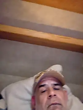 DeeBestEver online show from October 11, 8:29 pm