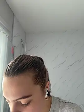 Victoria6989 online show from May 18, 9:04 am