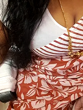 Snapshot of Tamil_Ammani chatting on November 17, 2:28 am Tamil Ammani online show from November 17, 2:28 am