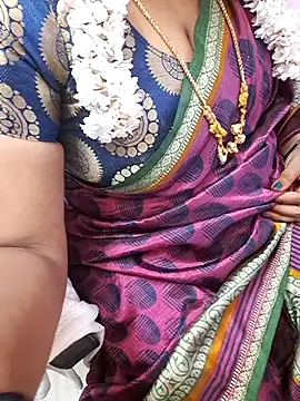 Snapshot of Tamil_Ammani chatting on November 19, 10:48 am Tamil Ammani online show from November 19, 10:48 am