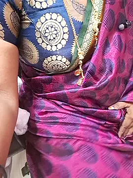 Snapshot of Tamil_Ammani chatting on July 10, 3:47 pm Tamil Ammani online show from July 10, 3:47 pm