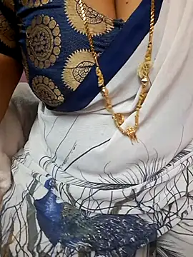 Snapshot of Tamil_Ammani chatting on July 18, 6:17 am Tamil Ammani online show from July 18, 6:17 am
