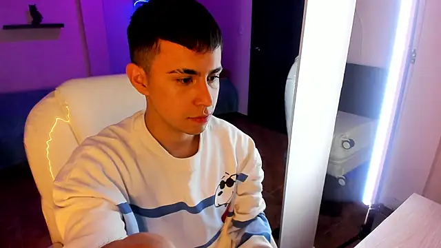 Snapshot of Nyko_ds chatting on November 6, 4:13 am Nyko ds online show from November 6, 4:13 am