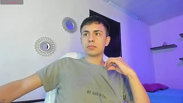 Snapshot of Nyko_ds chatting on November 17, 3:56 am Nyko ds online show from November 17, 3:56 am